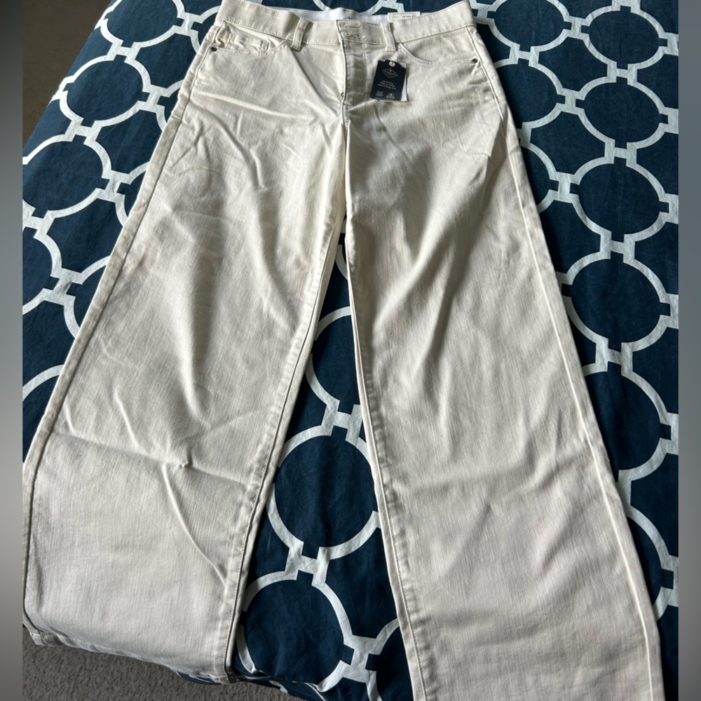 Wide leg beige pants